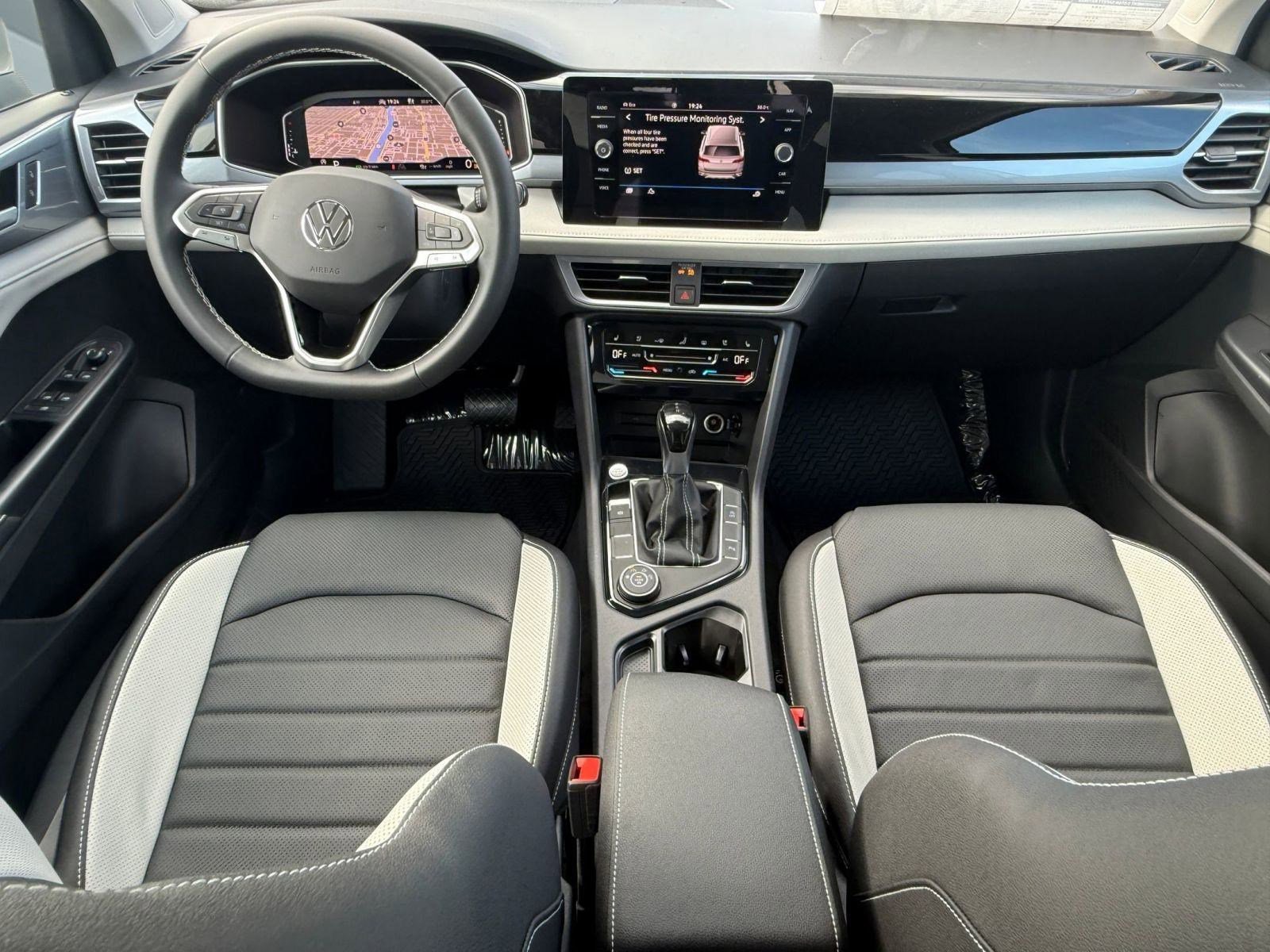 New 2026 Volkswagen Taos SEL image 14