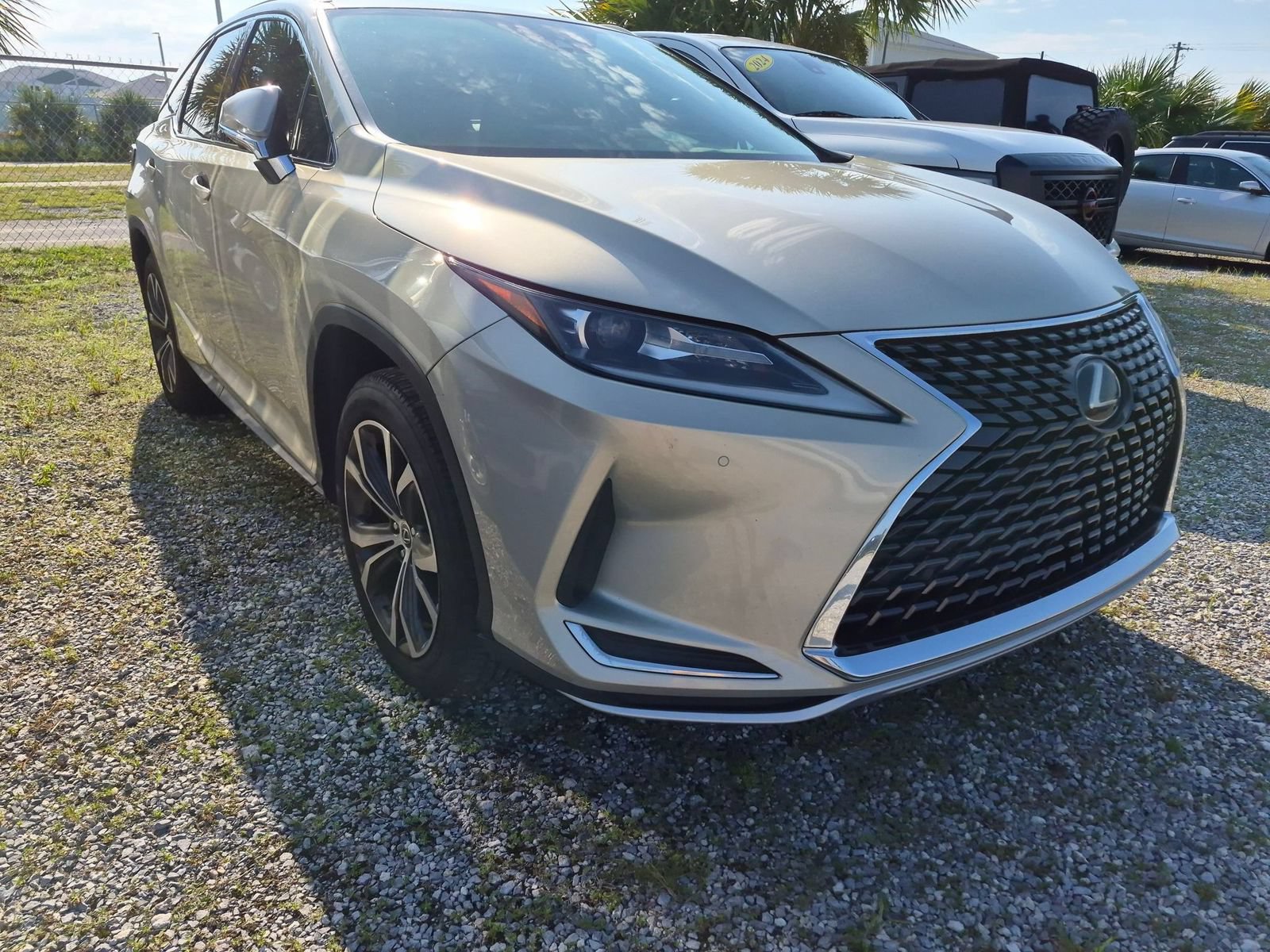 Used 2021 Lexus RX 350L FWD w/ Premium Package image 3