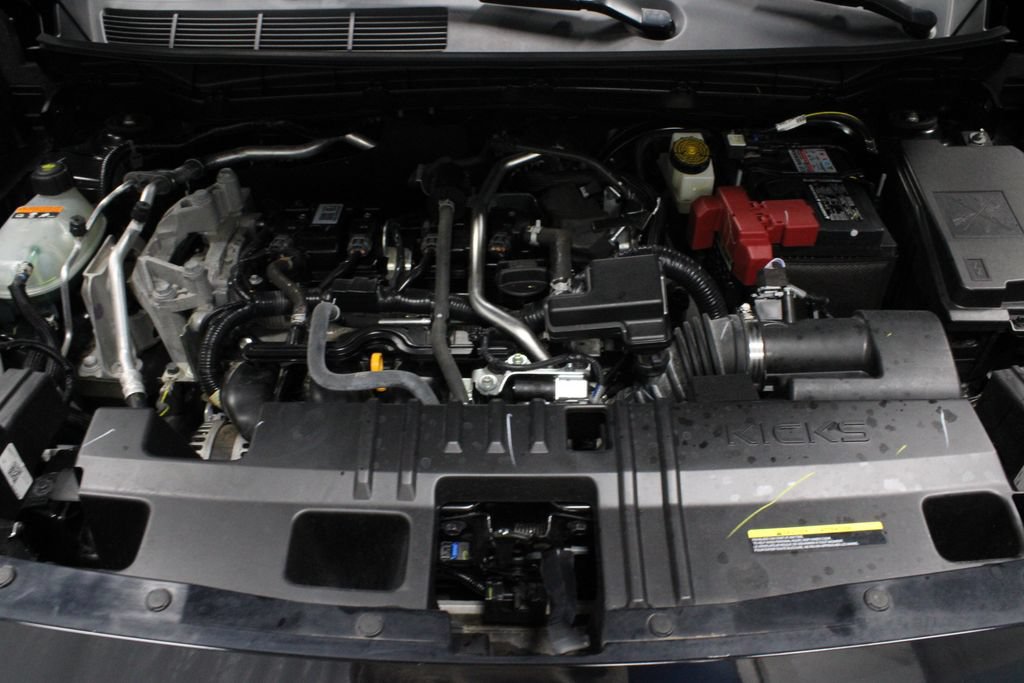 Certified 2025 Nissan Kicks SR AWD/4WD image 13