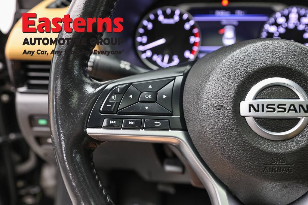 Used 2023 Nissan Sentra SV w/ SV Premium Package FWD image 15