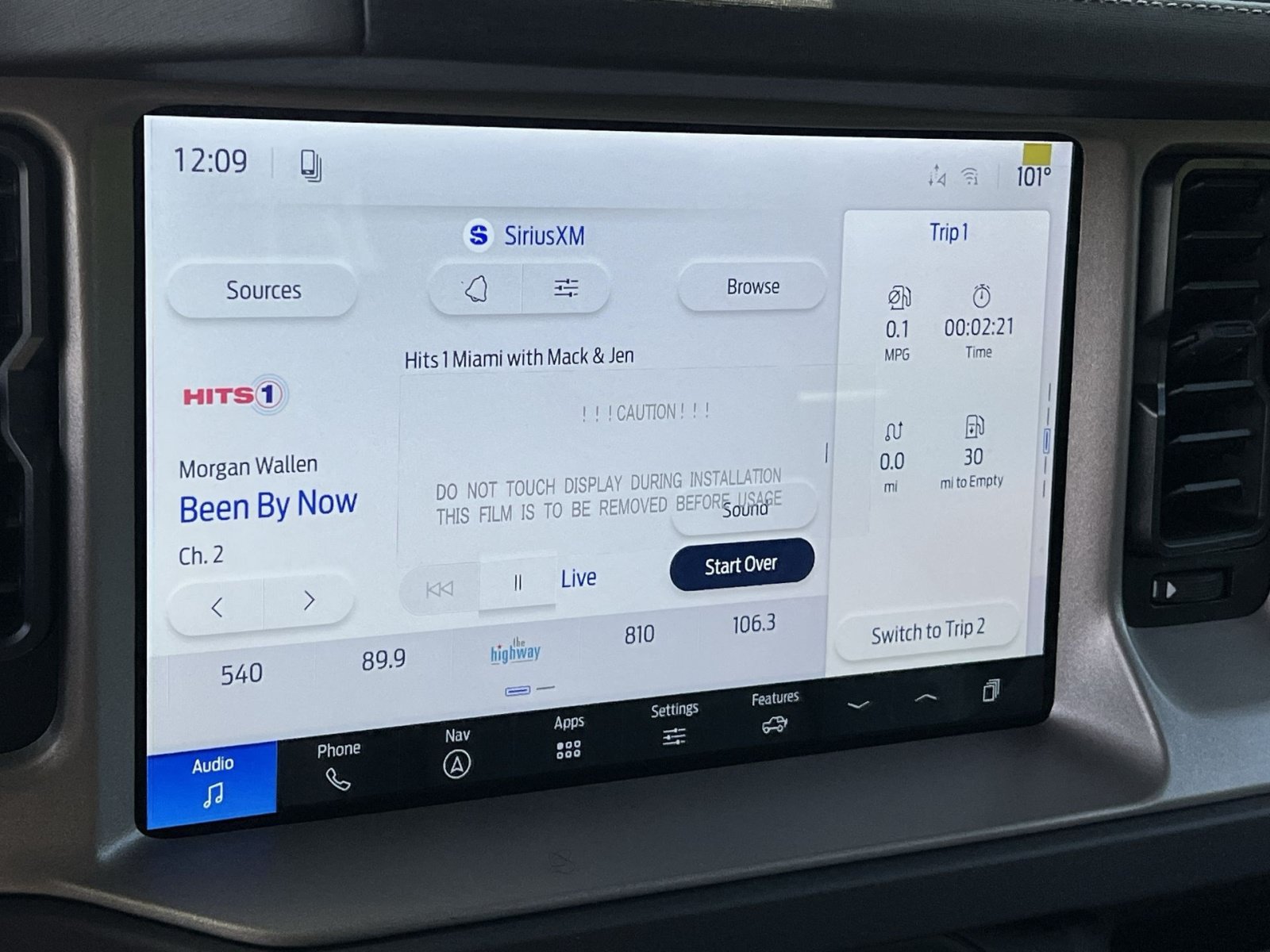New 2026 Ford Bronco Outer Banks AWD/4WD image 18