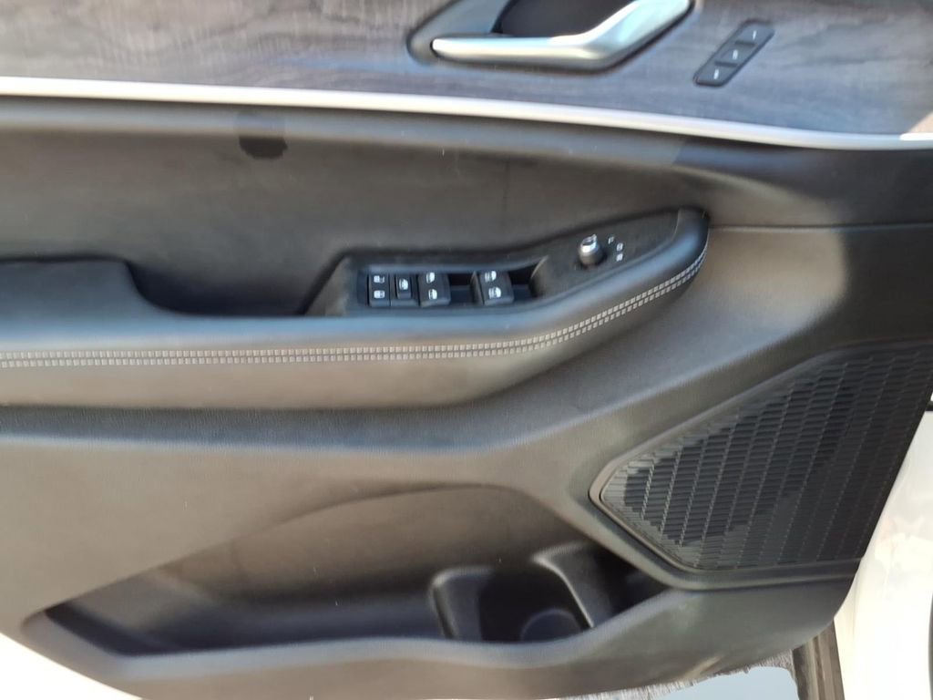 Used 2023 Jeep Grand Cherokee Limited image 15