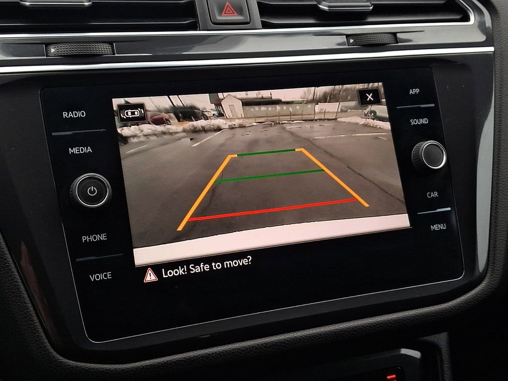 Certified 2022 Volkswagen Tiguan SE AWD/4WD image 17