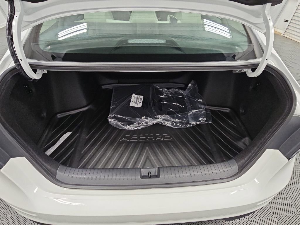 New 2026 Honda Accord LX image 30
