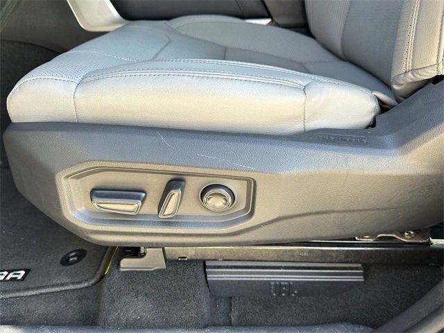 Used 2023 Toyota Tundra Limited image 28