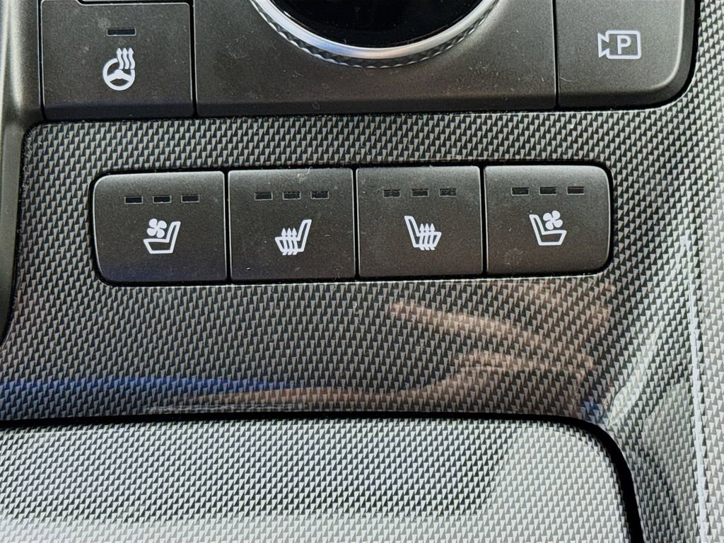 Certified 2023 Hyundai Santa Fe Limited image 21