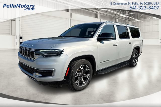 Used 2024 Jeep Wagoneer L Series III w/ Flexible Seating Group AWD/4WD image 8
