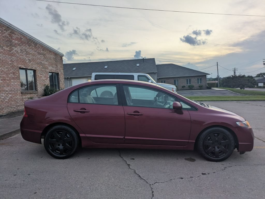 Used 2010 Honda Civic LX image 4