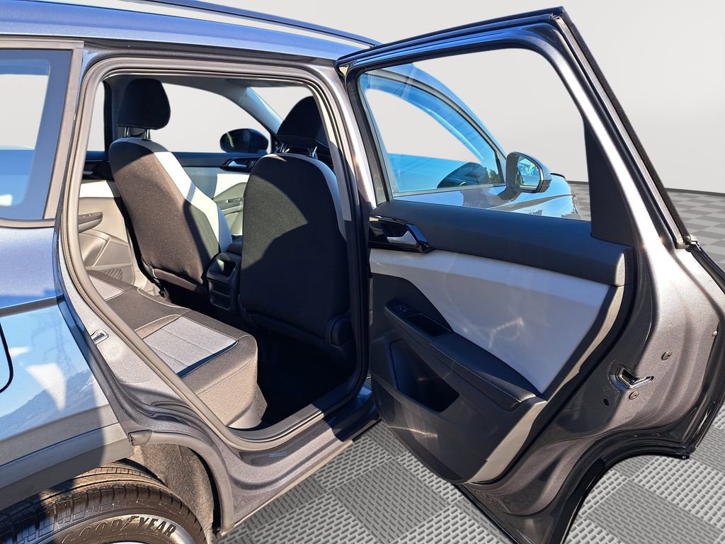 New 2025 Volkswagen Taos S image 15