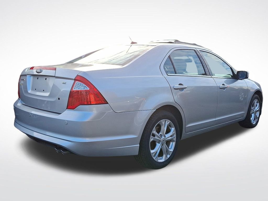 Used 2012 Ford Fusion SE image 4