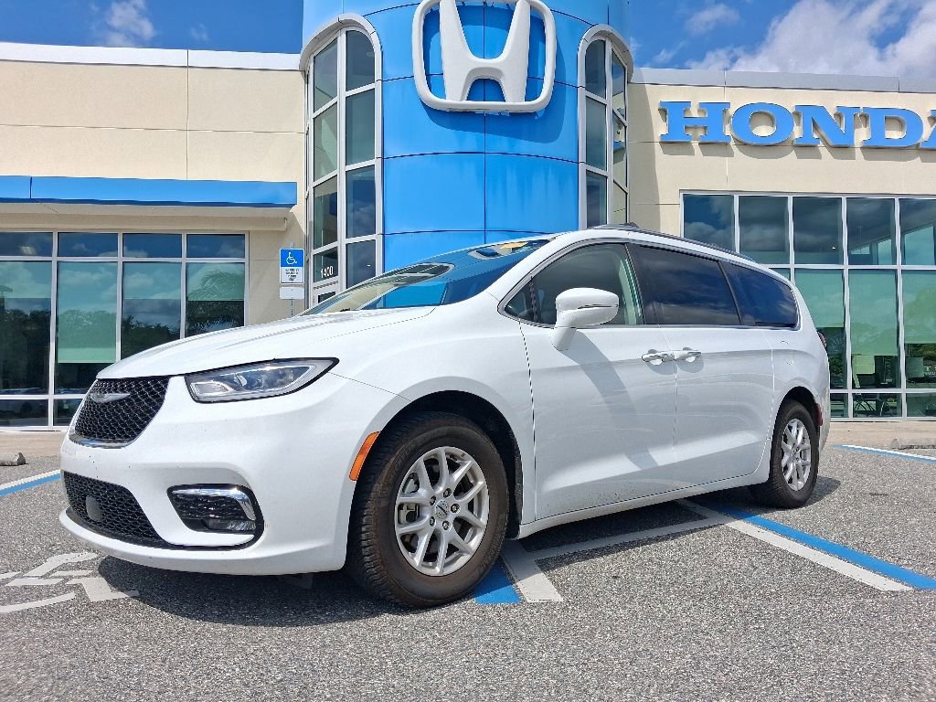 Used 2021 Chrysler Pacifica Touring-L