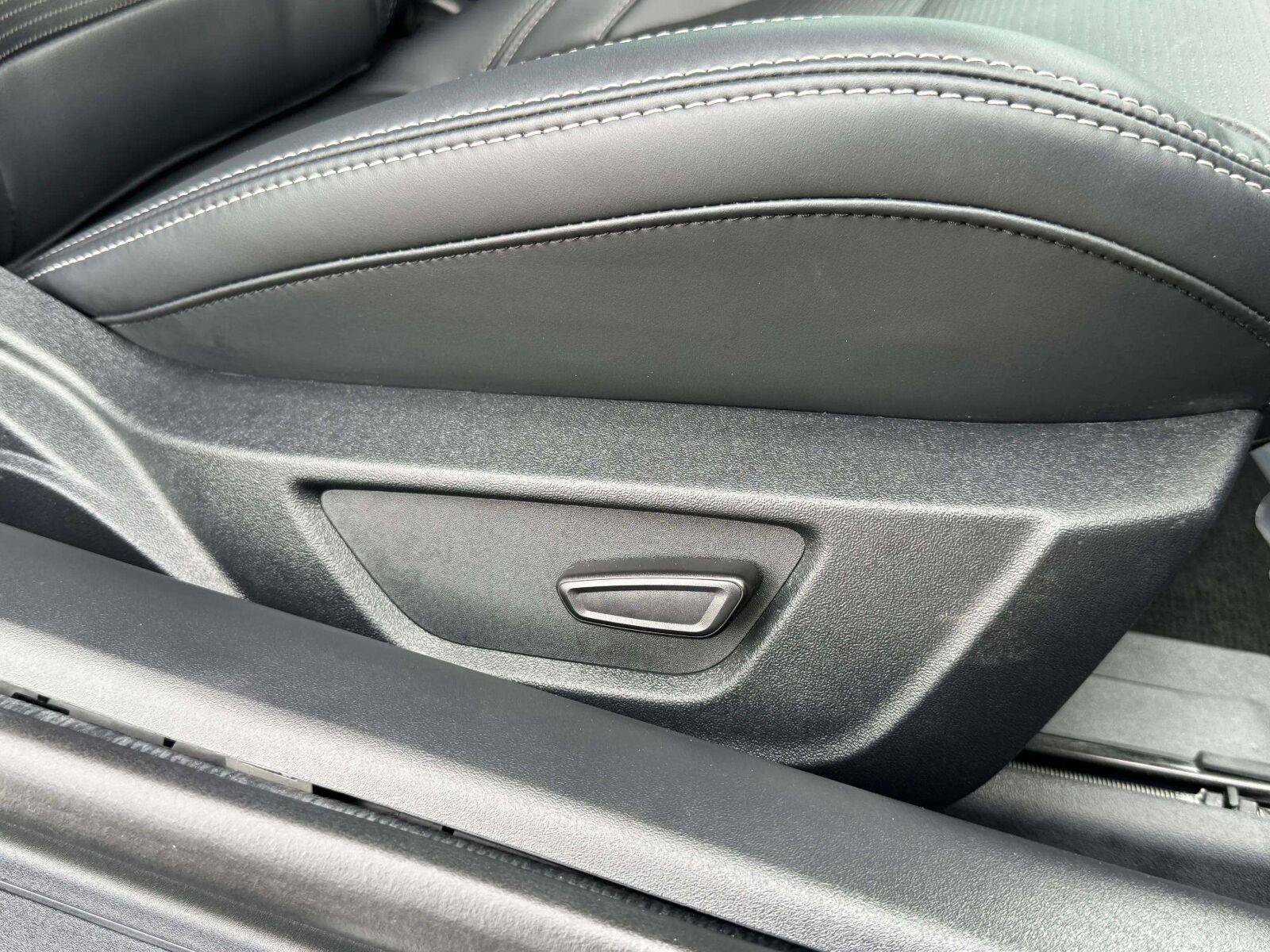 Used 2025 Ford Mustang GT Premium w/ 60th Anniversary Package RWD image 53