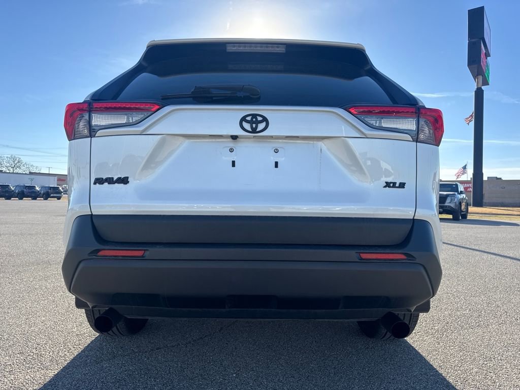 Used 2024 Toyota RAV4 XLE Premium image 5