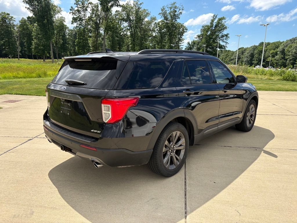 Used 2021 Ford Explorer XLT w/ Equipment Group 202A AWD/4WD image 6