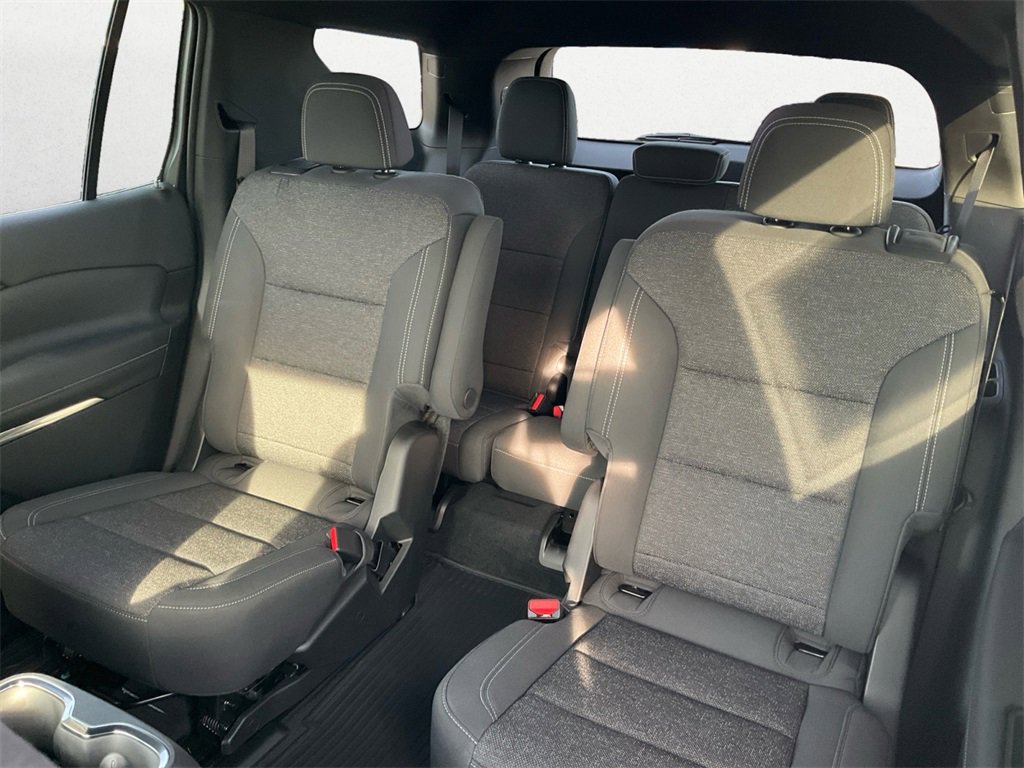 New 2026 Chevrolet Traverse LT w/ Driver Confidence Package image 9