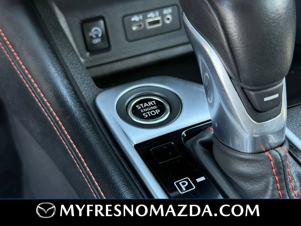 Used 2025 Nissan Sentra SR w/ SR Premium Package FWD image 27