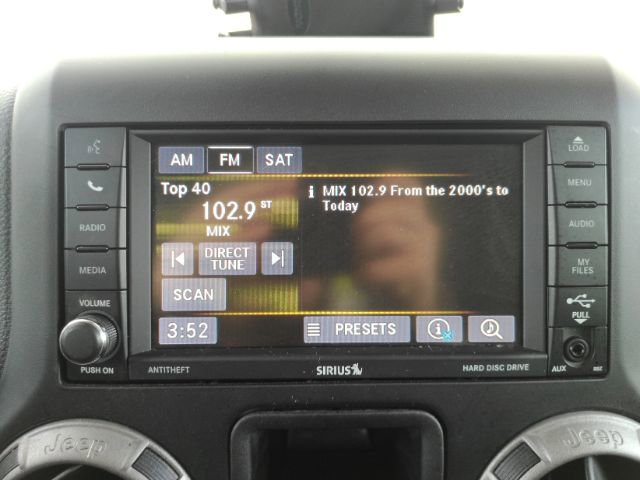 Used 2014 Jeep Wrangler Sport image 8