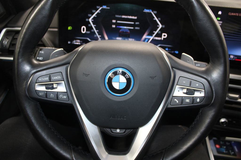 Used 2024 BMW 330e image 33