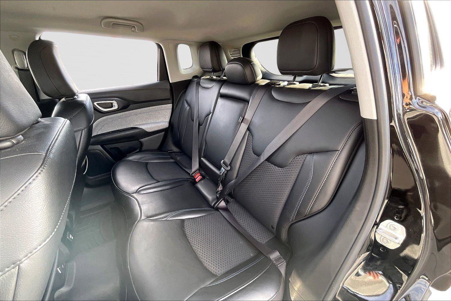 Used 2022 Jeep Compass Latitude image 26