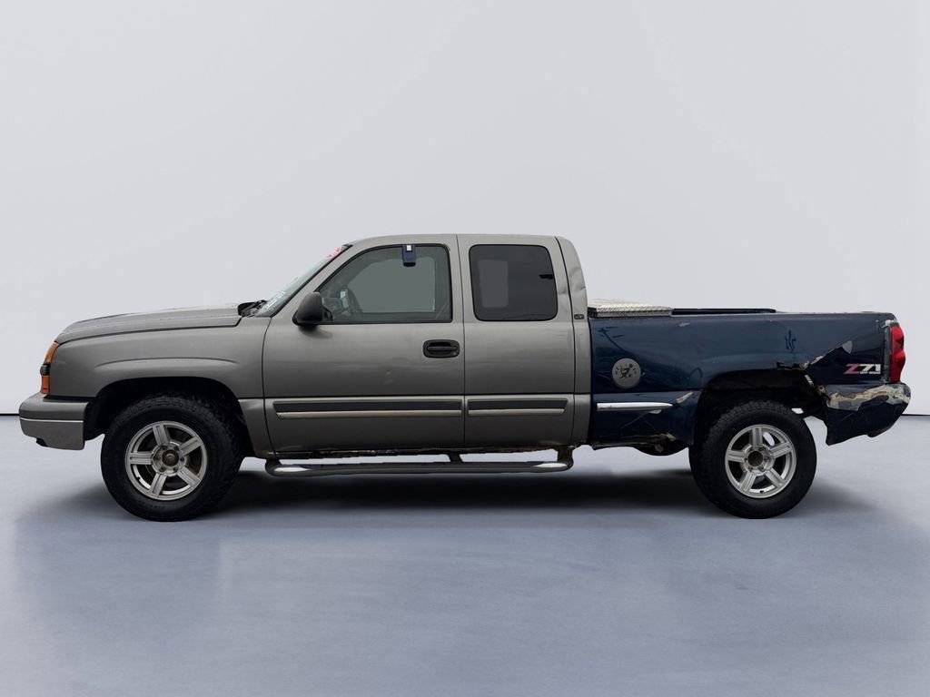Used 2006 Chevrolet Silverado 1500 LT w/ Light Duty Power Package image 6