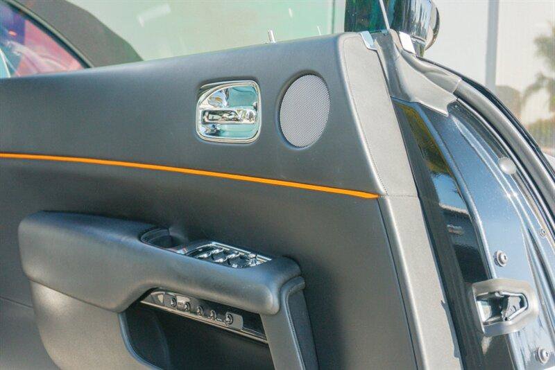 Used 2018 Rolls-Royce Dawn image 55