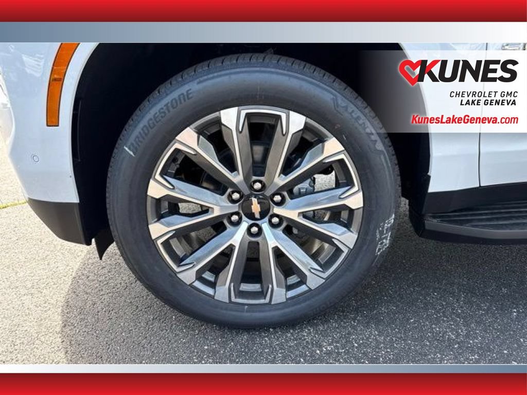 New 2026 Chevrolet Suburban High Country w/ Sun And Tow Package AWD/4WD image 13