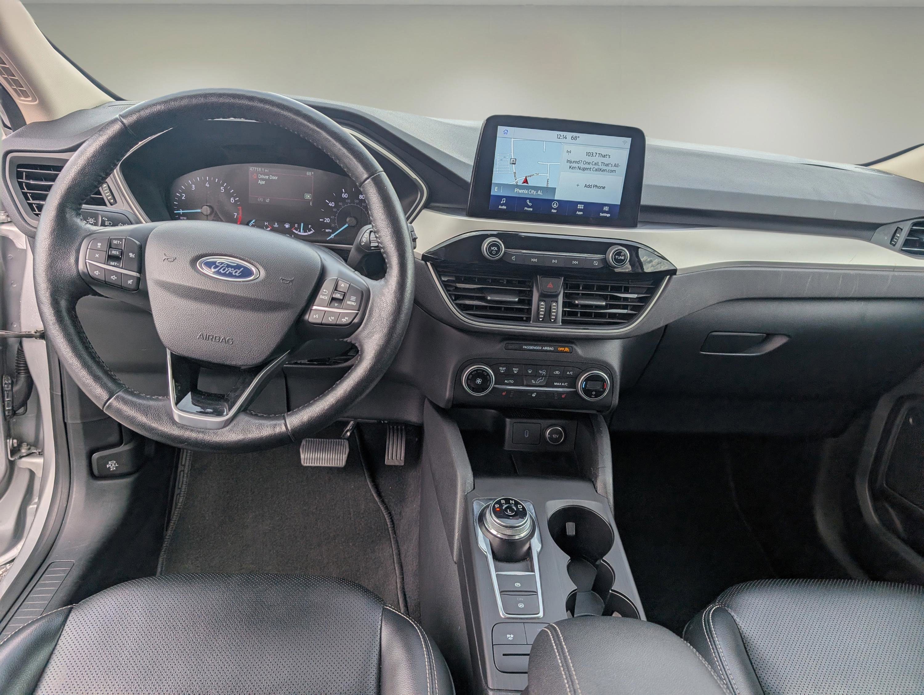 Used 2020 Ford Escape SEL image 12