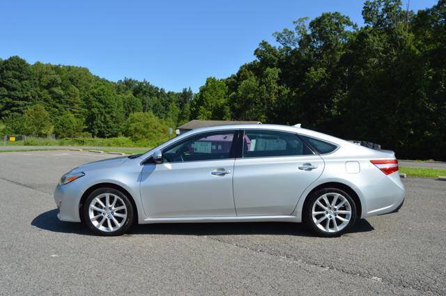 Used 2014 Toyota Avalon Limited FWD image 59