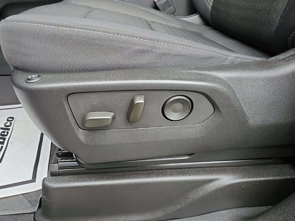Certified 2025 Chevrolet Tahoe LS AWD/4WD image 23