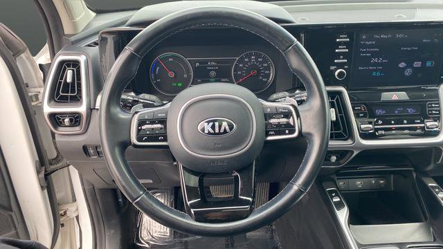 Used 2021 Kia Sorento EX FWD image 16