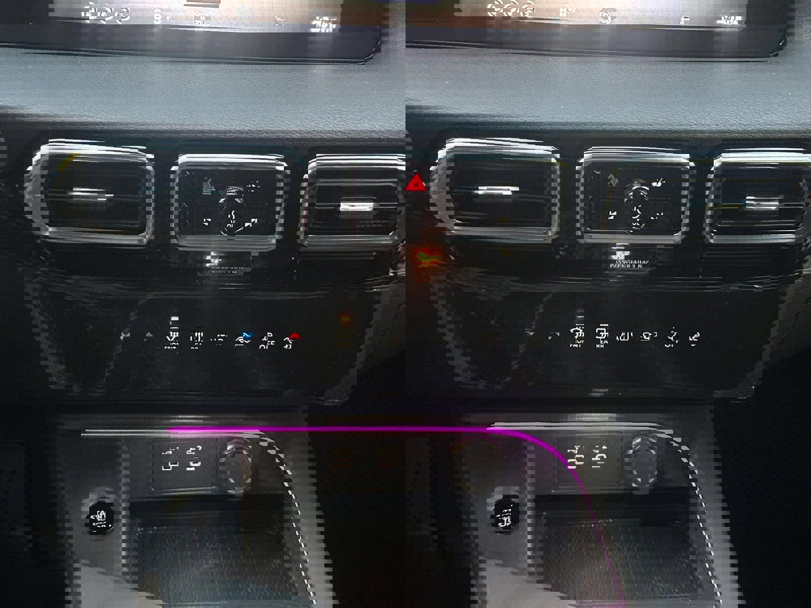 New 2026 Nissan Sentra SR image 29