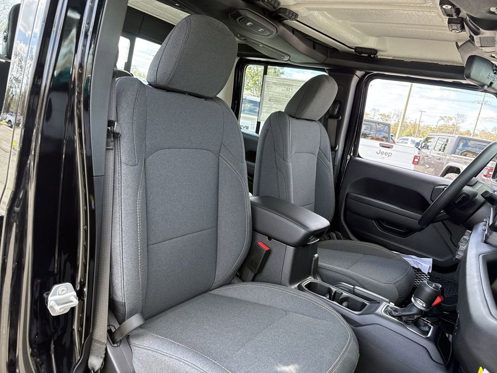 New 2026 Jeep Gladiator Sport image 27
