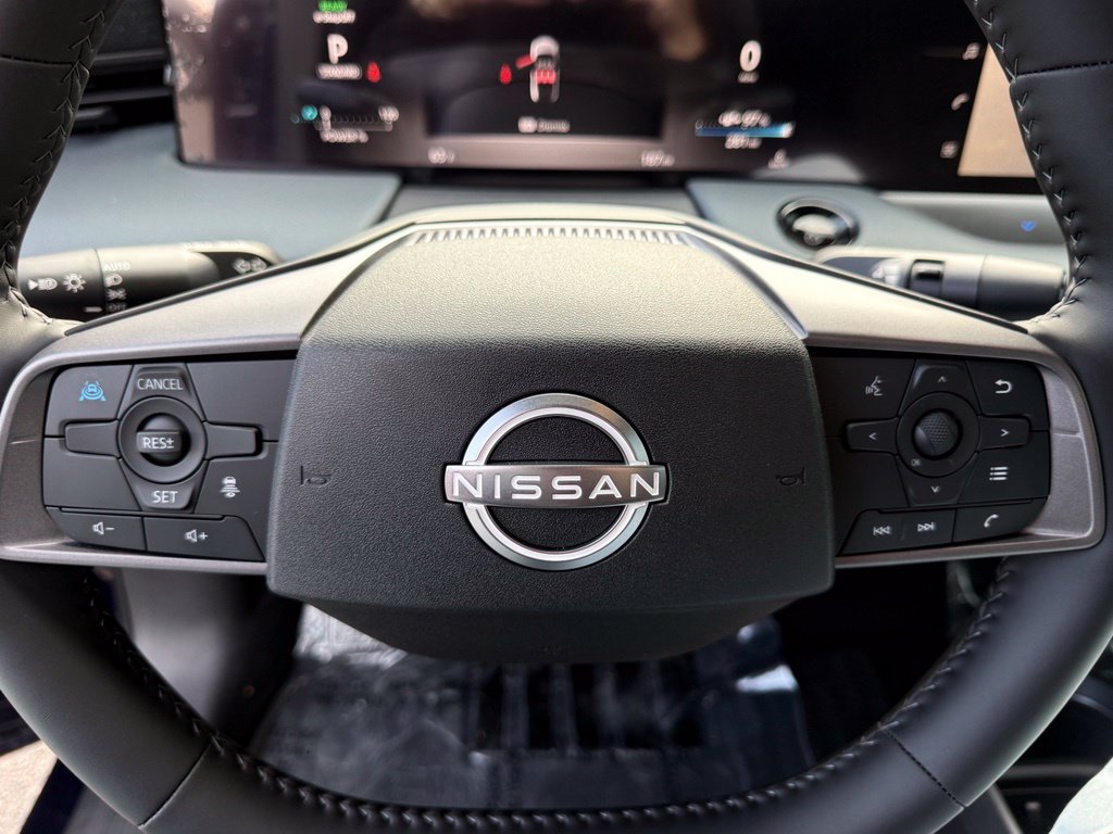 New 2026 Nissan Leaf FWD image 28