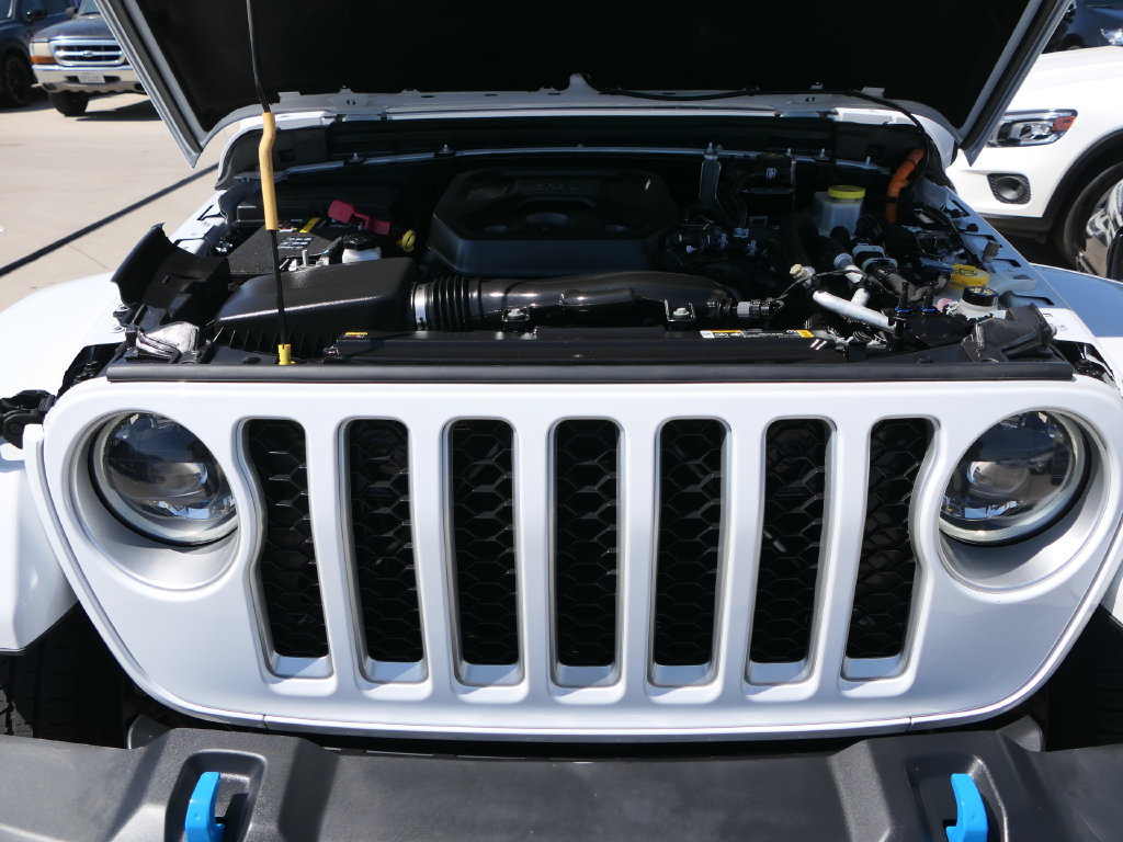 Certified 2023 Jeep Wrangler Unlimited Sahara AWD/4WD image 27