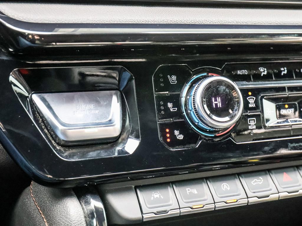 Used 2024 GMC Sierra 1500 AT4 w/ Technology Package image 33