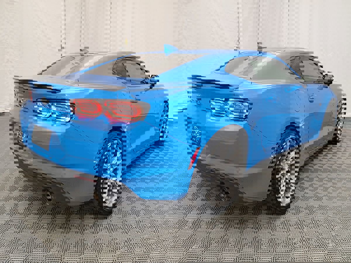 Used 2022 Chevrolet Camaro LT w/ RS Package image 4