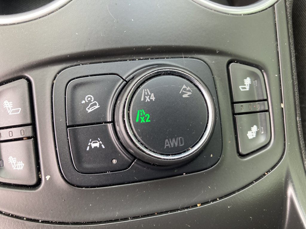 Used 2022 GMC Terrain SLE w/ Driver Convenience Package AWD/4WD image 28