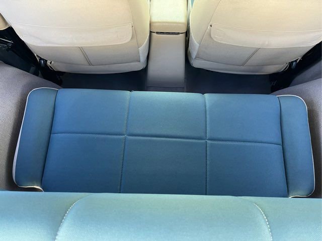 Used 1999 Jeep Wrangler Sahara image 22