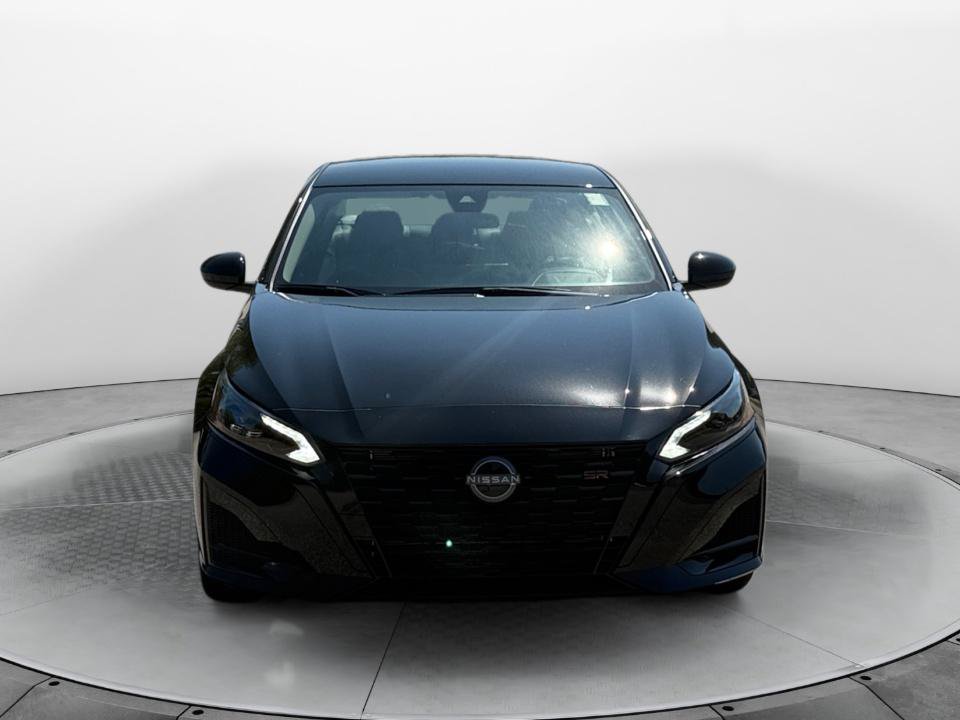 Certified 2026 Nissan Altima 2.5 SR FWD image 2