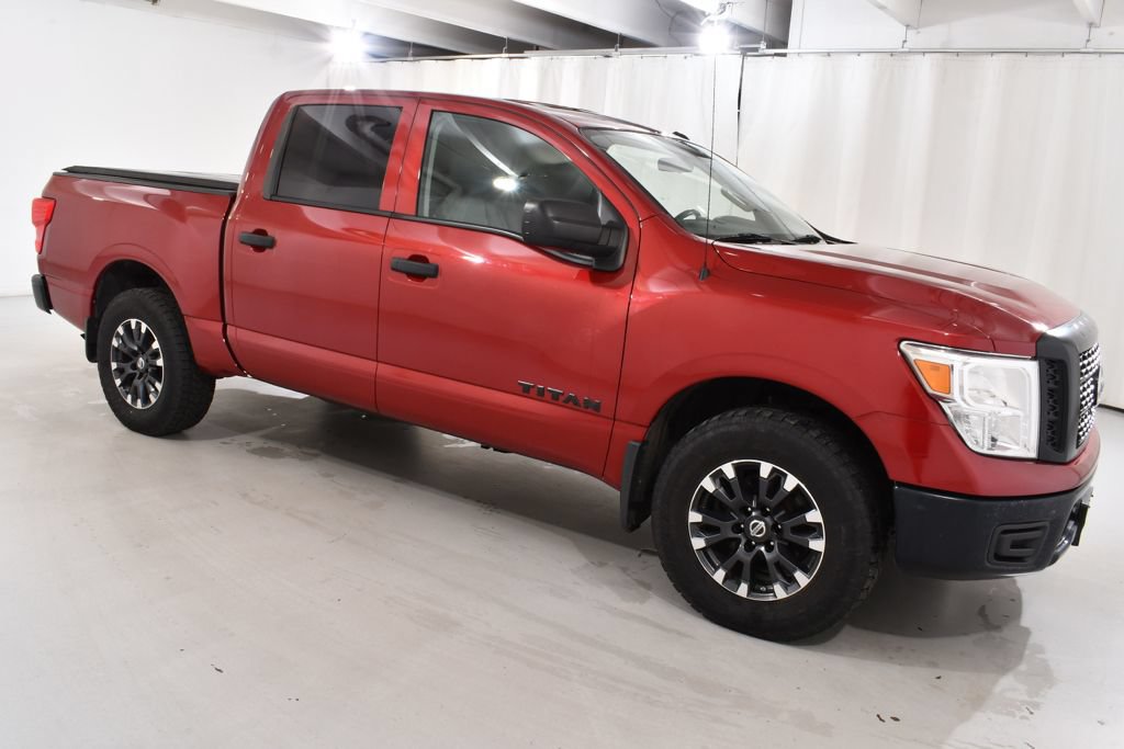 Used 2019 Nissan Titan S AWD/4WD image 5