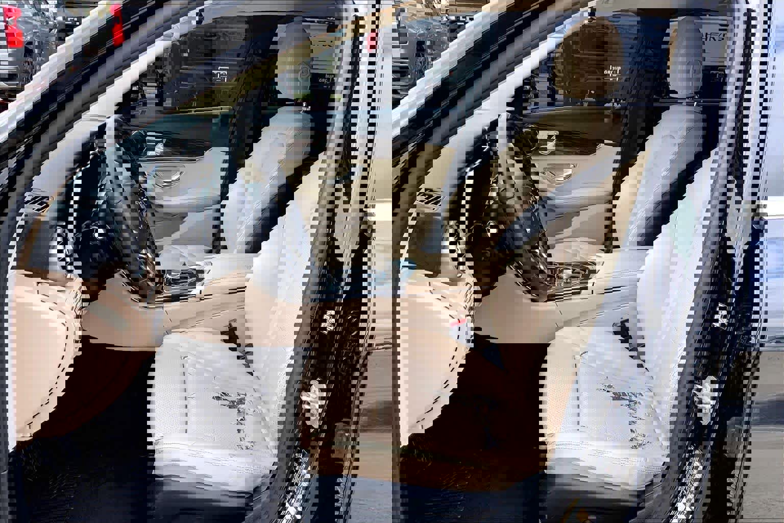 Used 2019 Mercedes-Benz C 300 Sedan image 8