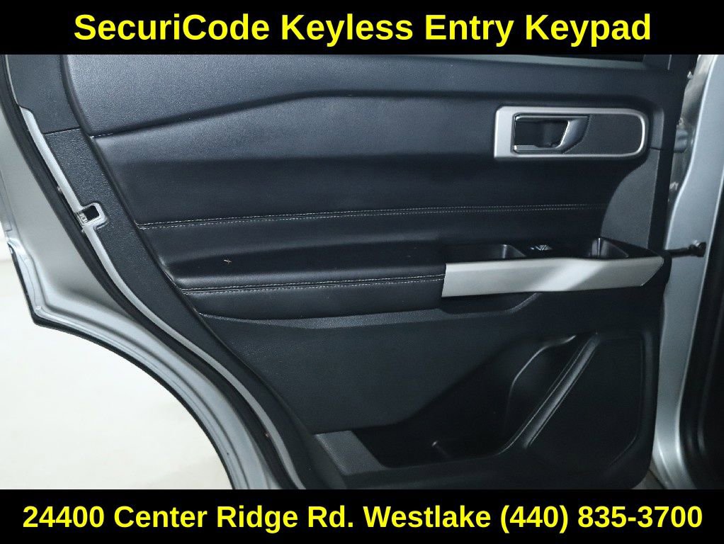 Used 2022 Ford Explorer XLT w/ Equipment Group 202A image 13