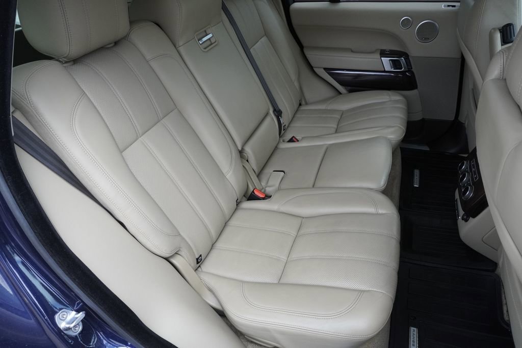 Used 2016 Land Rover Range Rover Supercharged AWD/4WD image 27