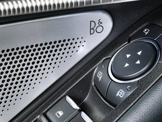 Used 2025 Ford Explorer ST AWD/4WD image 7