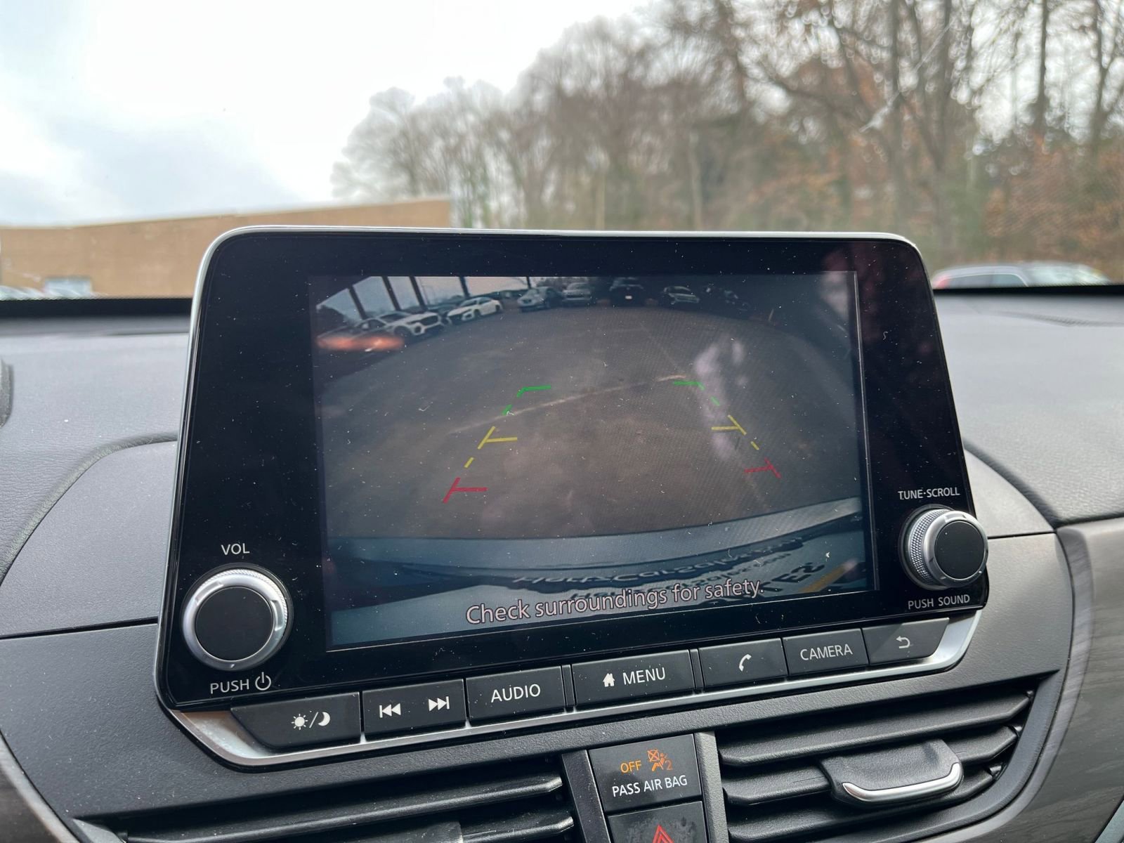 Used 2025 Nissan Altima 2.5 SV image 17