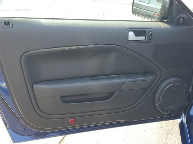 Used 2007 Ford Mustang GT RWD image 8