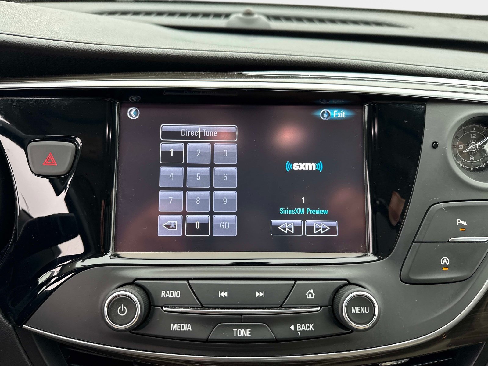 Used 2020 Buick Envision Essence FWD image 25