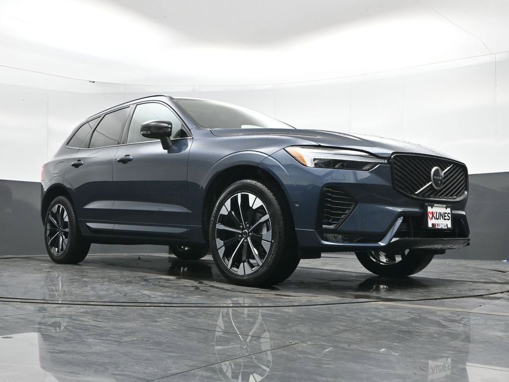 New 2026 Volvo XC60 B5 Plus w/ Protection Package Premier image 41