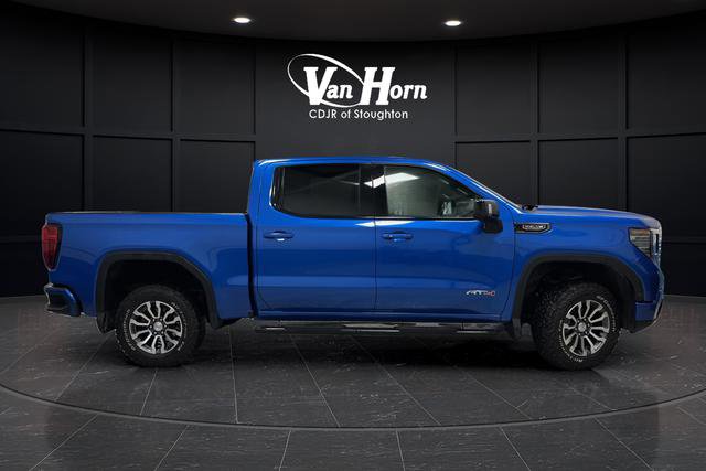 Used 2023 GMC Sierra 1500 AT4 w/ Technology Package image 2