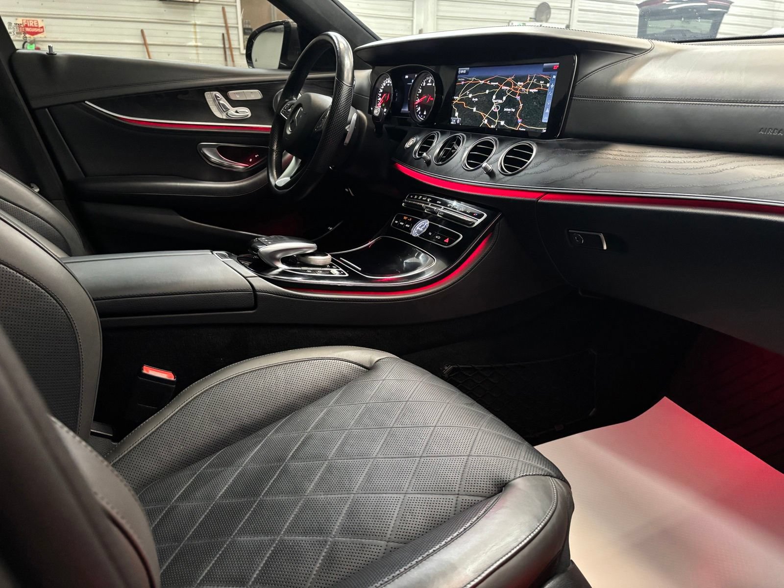 Used 2017 Mercedes-Benz E 300 4MATIC image 24